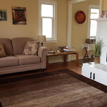 Campbell Cottage B&B Nanaimo Ngoại thất bức ảnh
